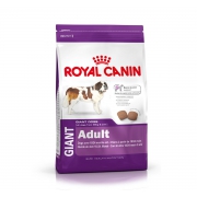 Корм Royal Canin Giant Adult для взрослых собак очень крупных пород с 18/24 месяцев и старше